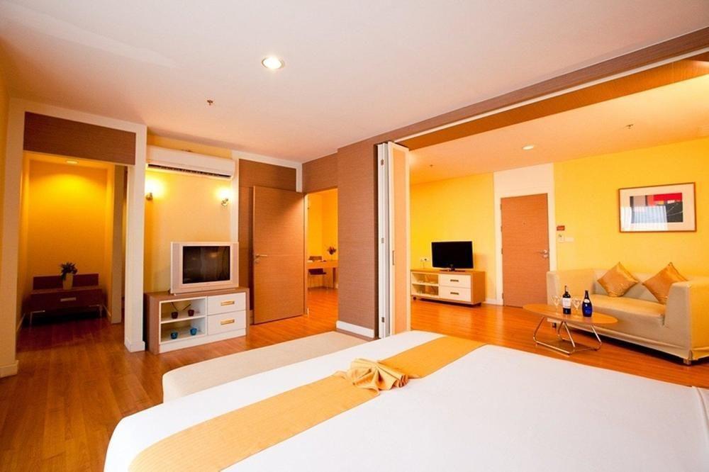 Clef Hotel