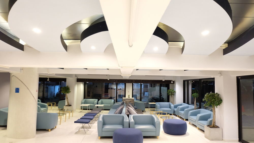 Khách sạn The Airy 3*