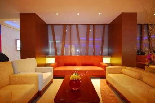 Hip Hotel