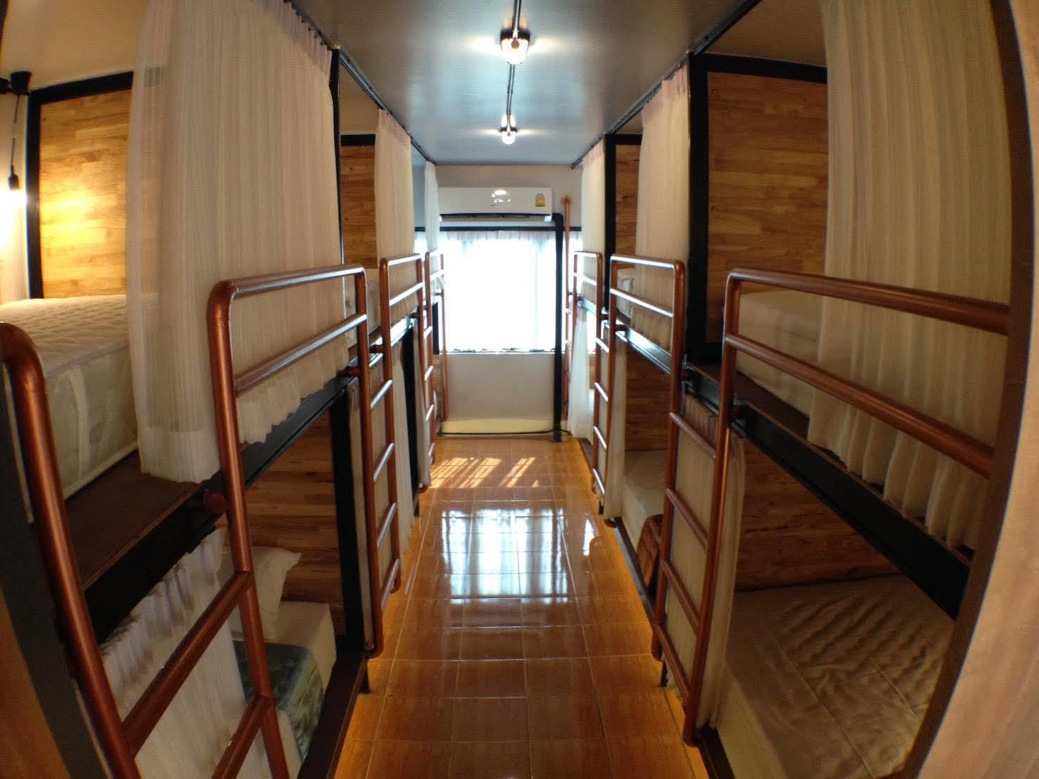 Hostal Sleep Owl *