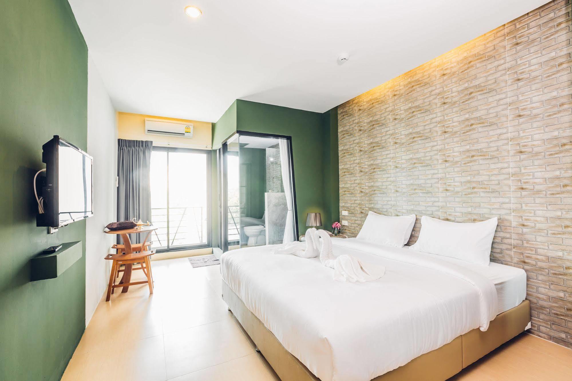 Khách sạn Baron Zotel Sha 4*