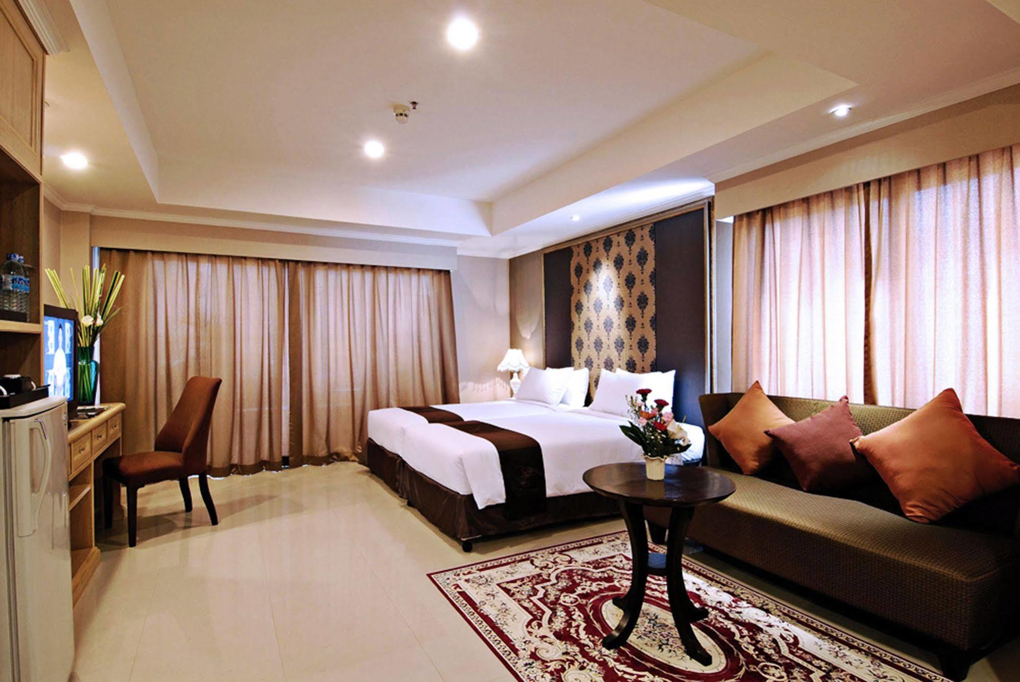 Furamaxclusive Sukhumvit Khách sạn