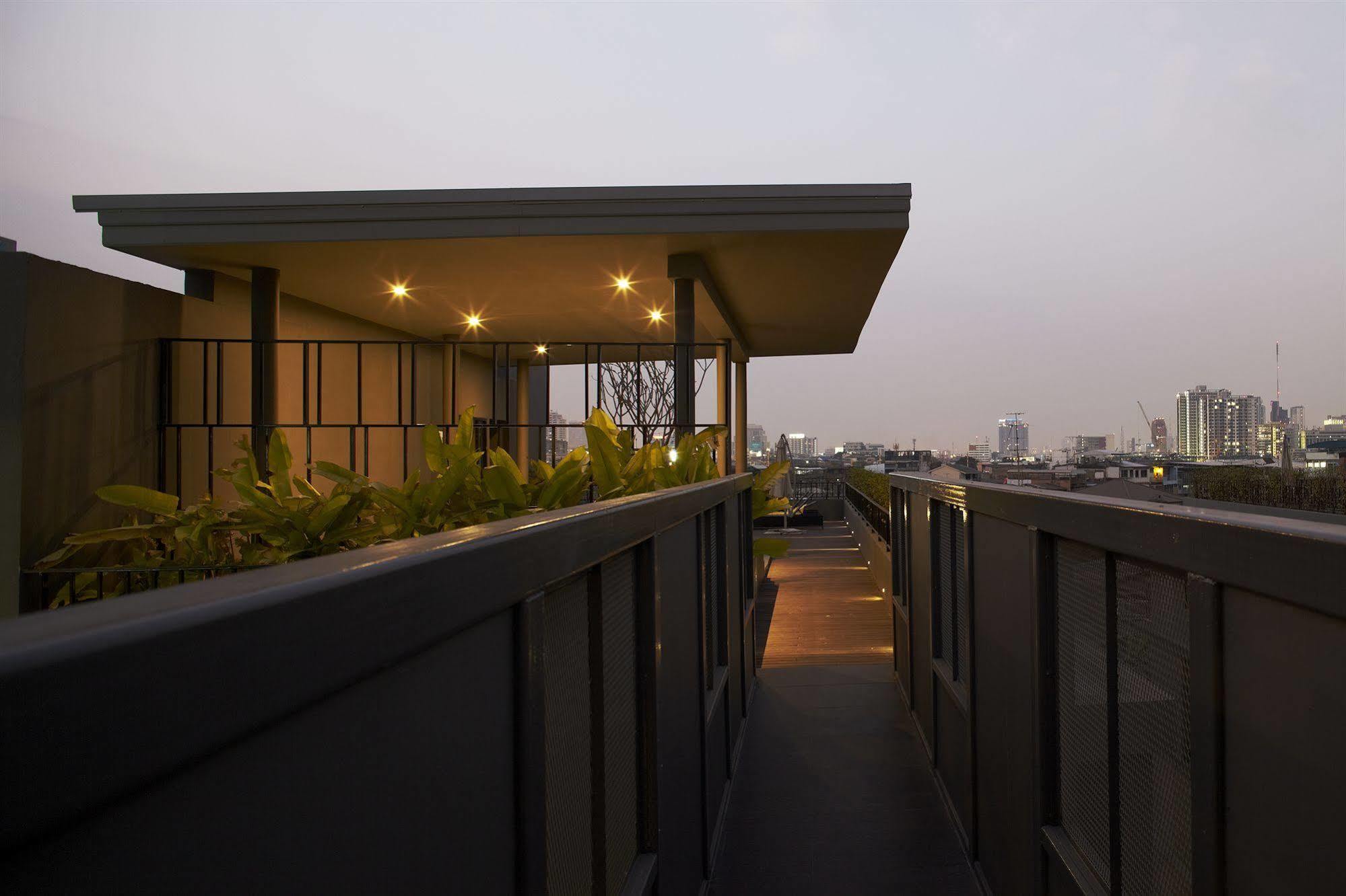 Isanook Hotel Bangkok