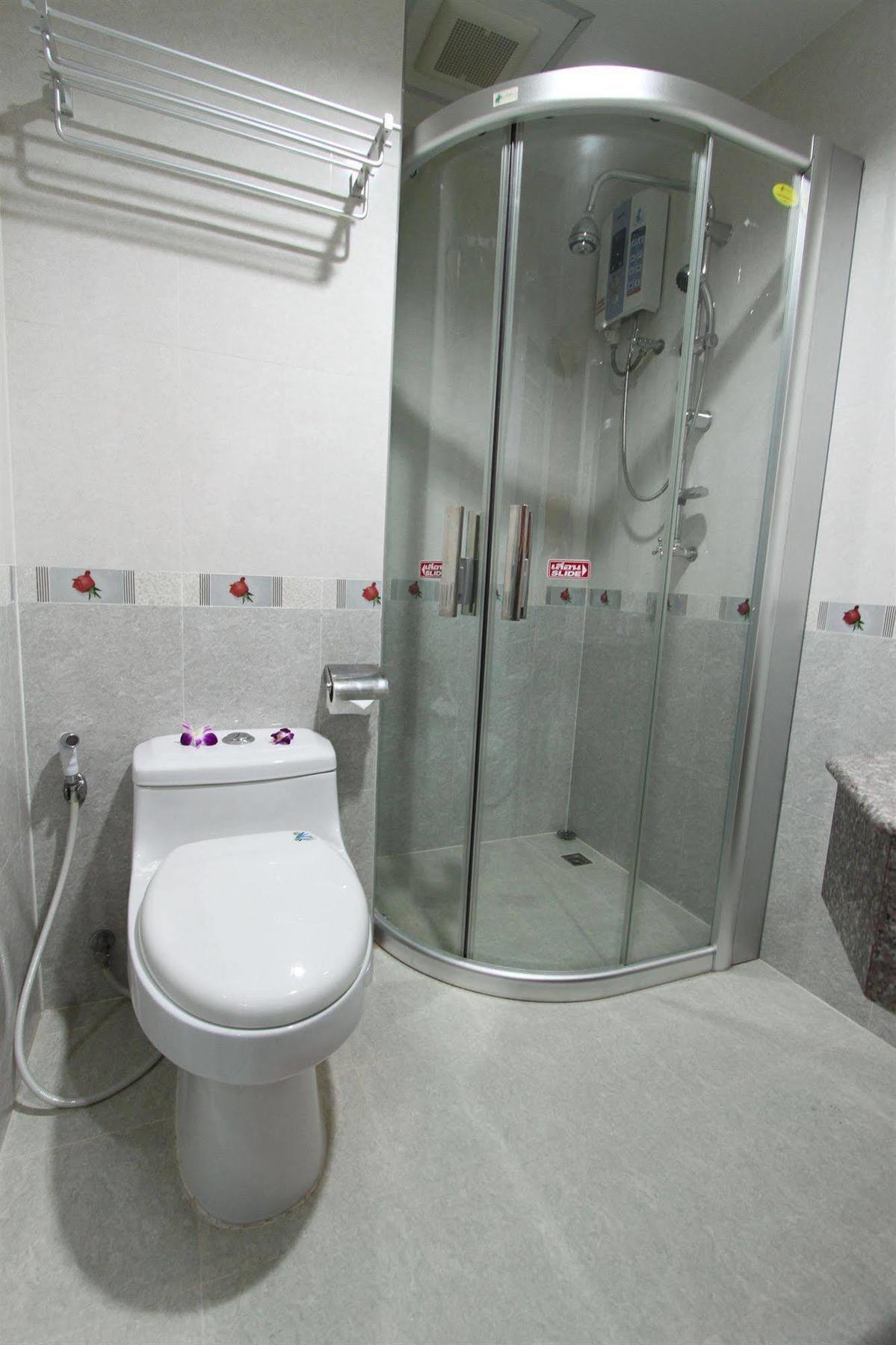 Khách sạn Miloft Sathorn - Sha Certified 5*