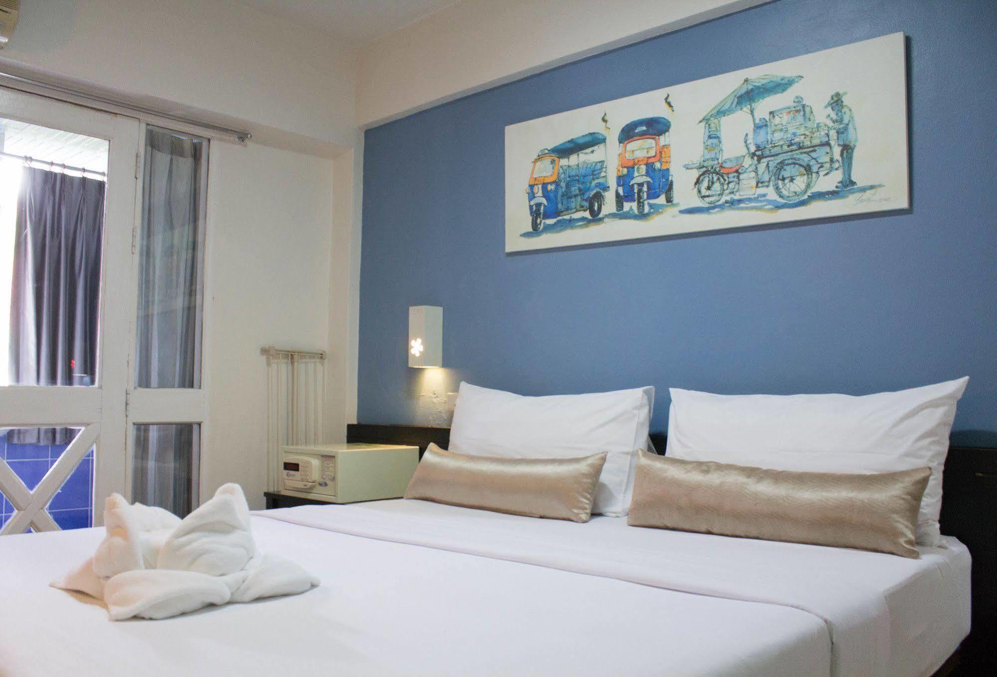 Sawasdee House Penginapan