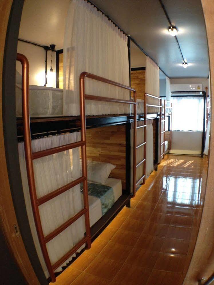 Hostal Sleep Owl *