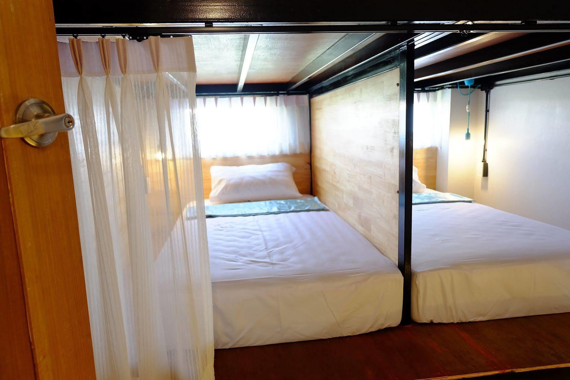 Sleep Owl Hostal