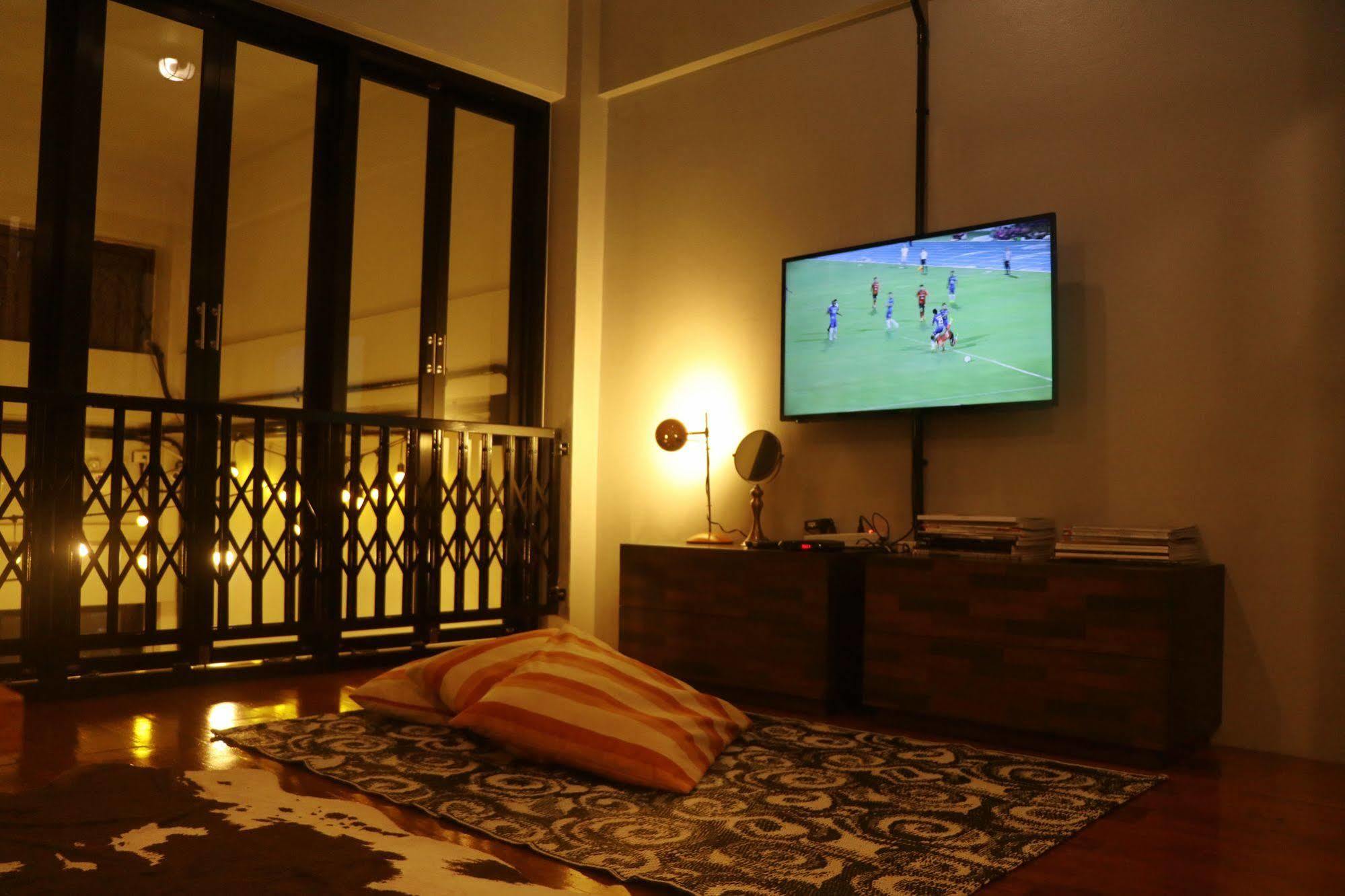 Sleep Owl Hostal