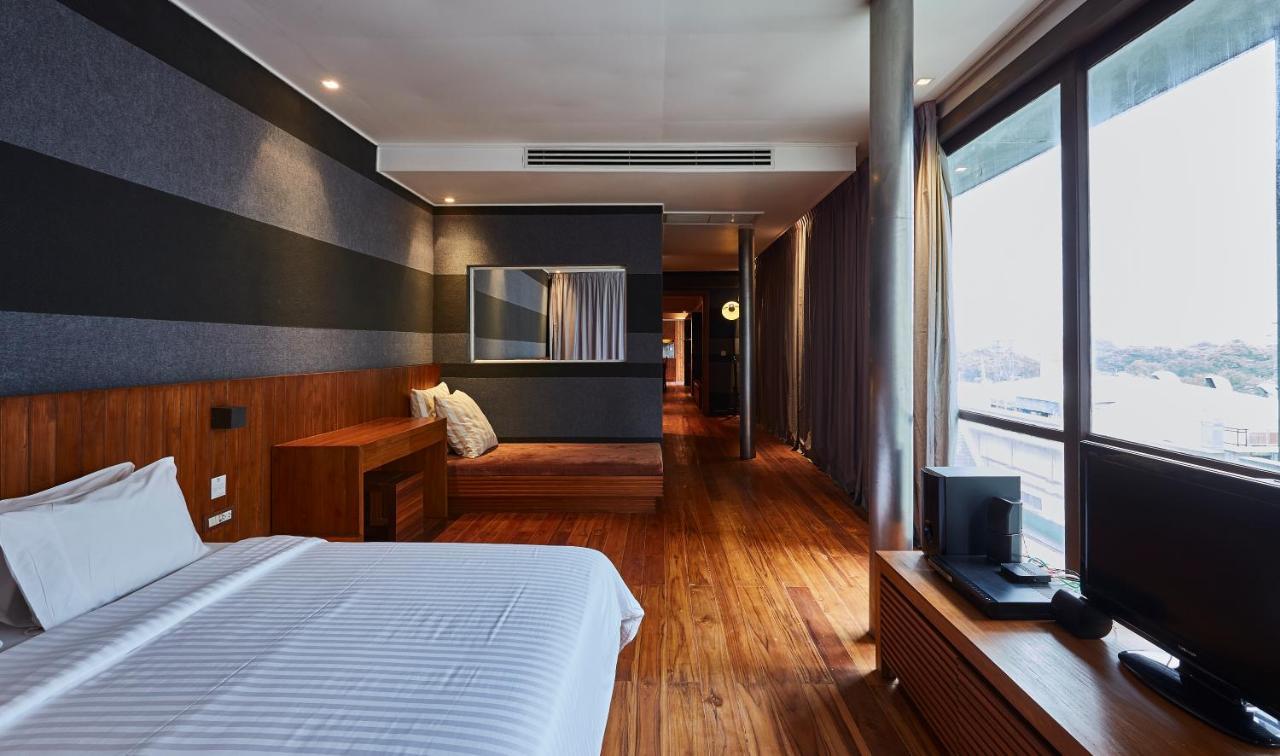 Hotel Luxx Langsuan - Sha 4*