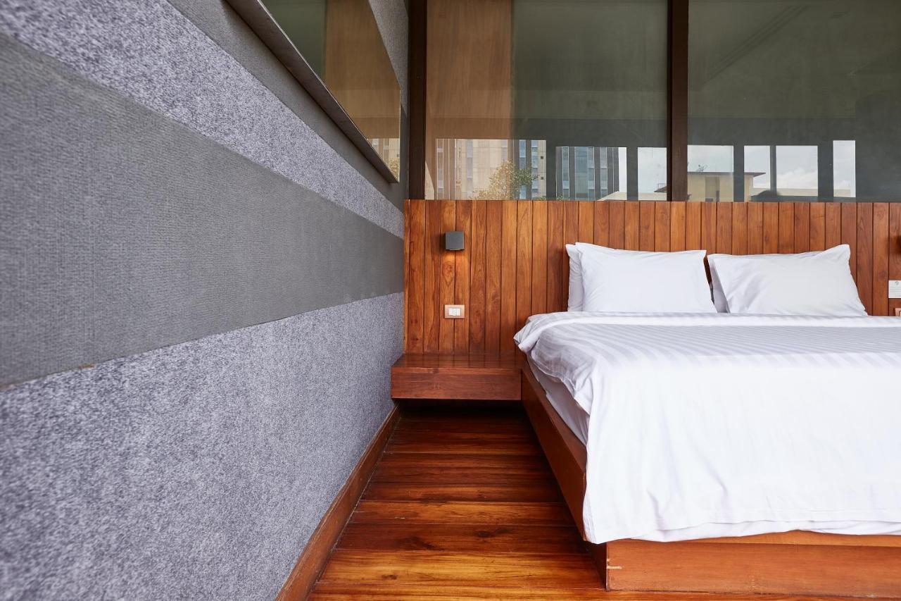Luxx Langsuan - Sha 4* Bangkok