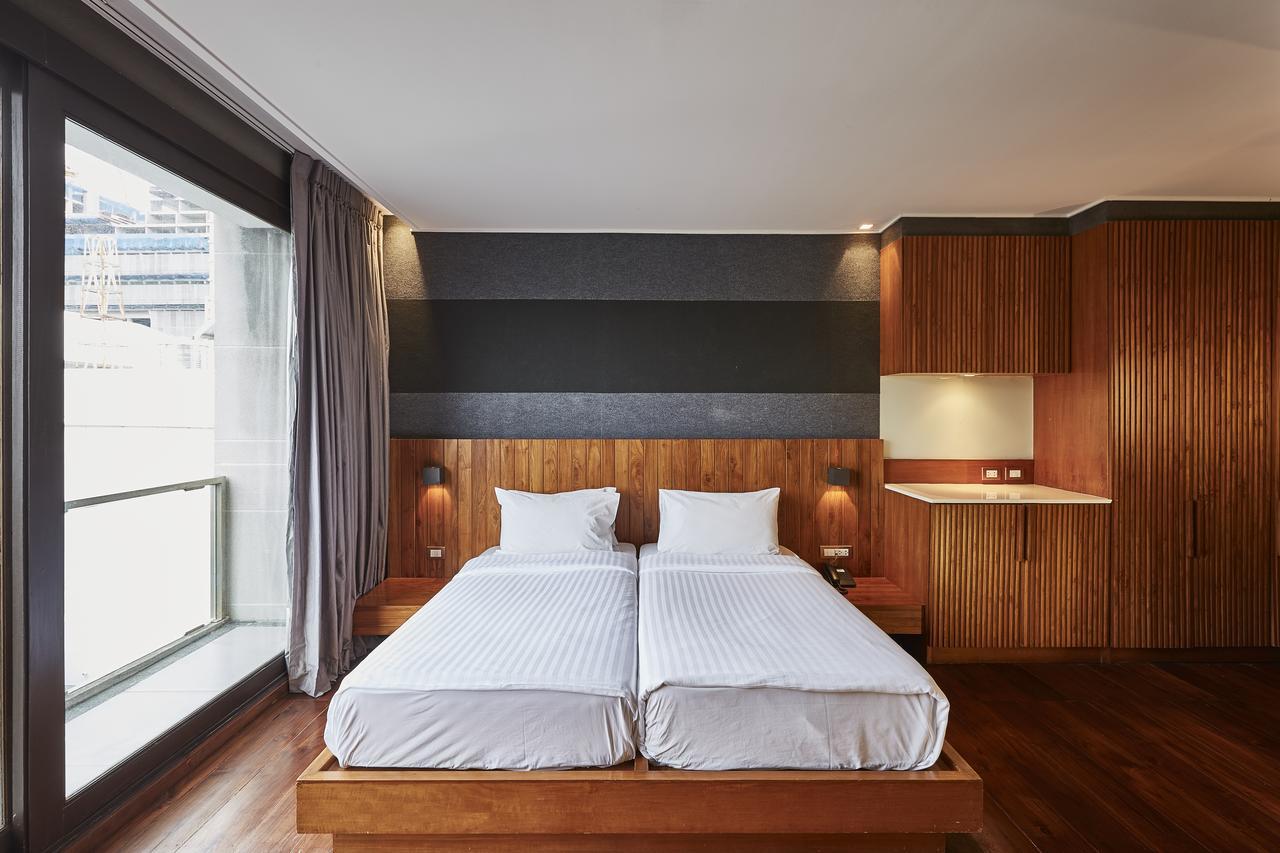 Luxx Langsuan - Sha 4*