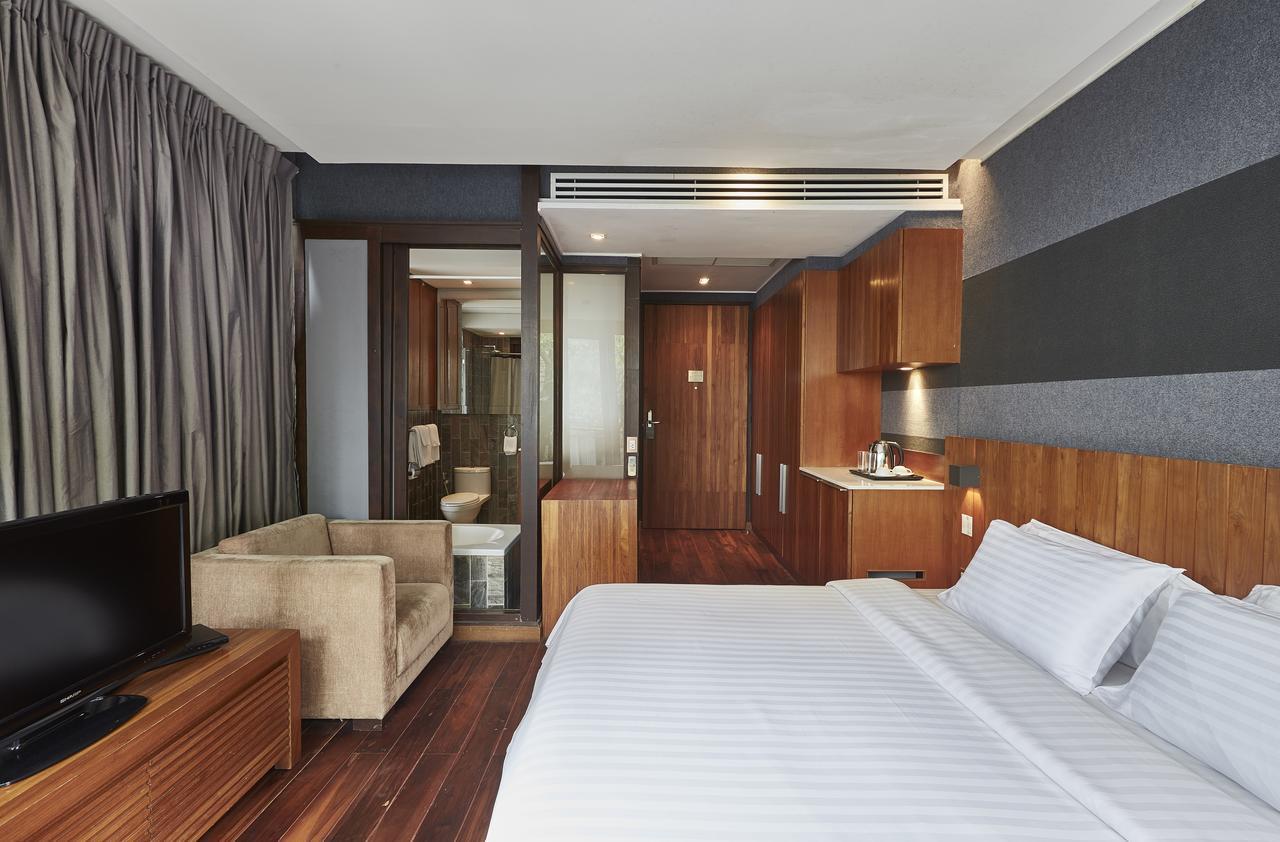 Luxx Langsuan - Sha 4* Bangkok