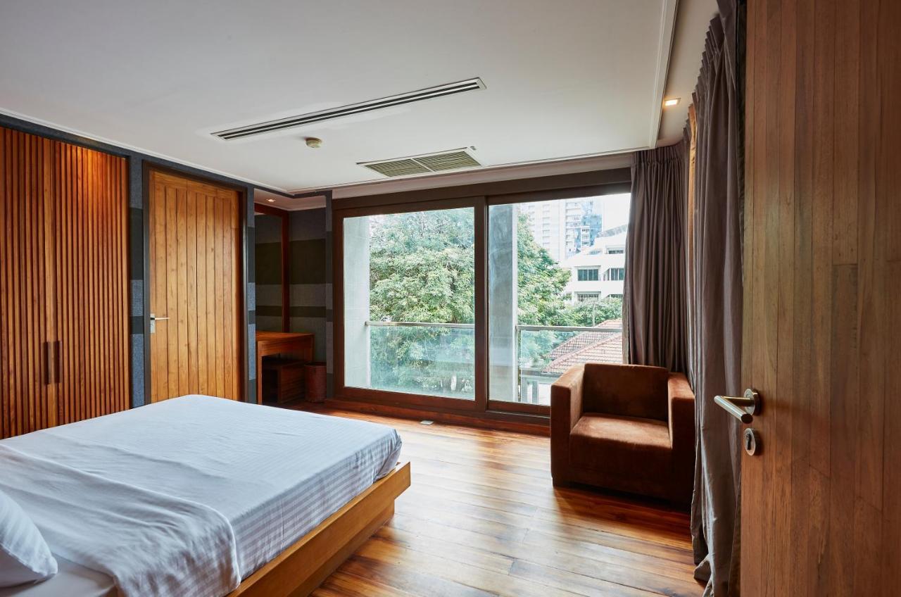Hotel Luxx Langsuan - Sha 4*