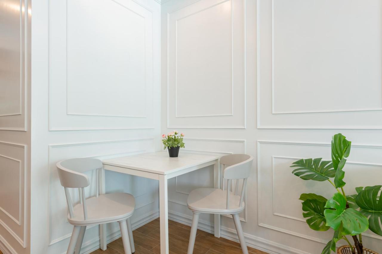 White Ivory Khách sạn 3*
