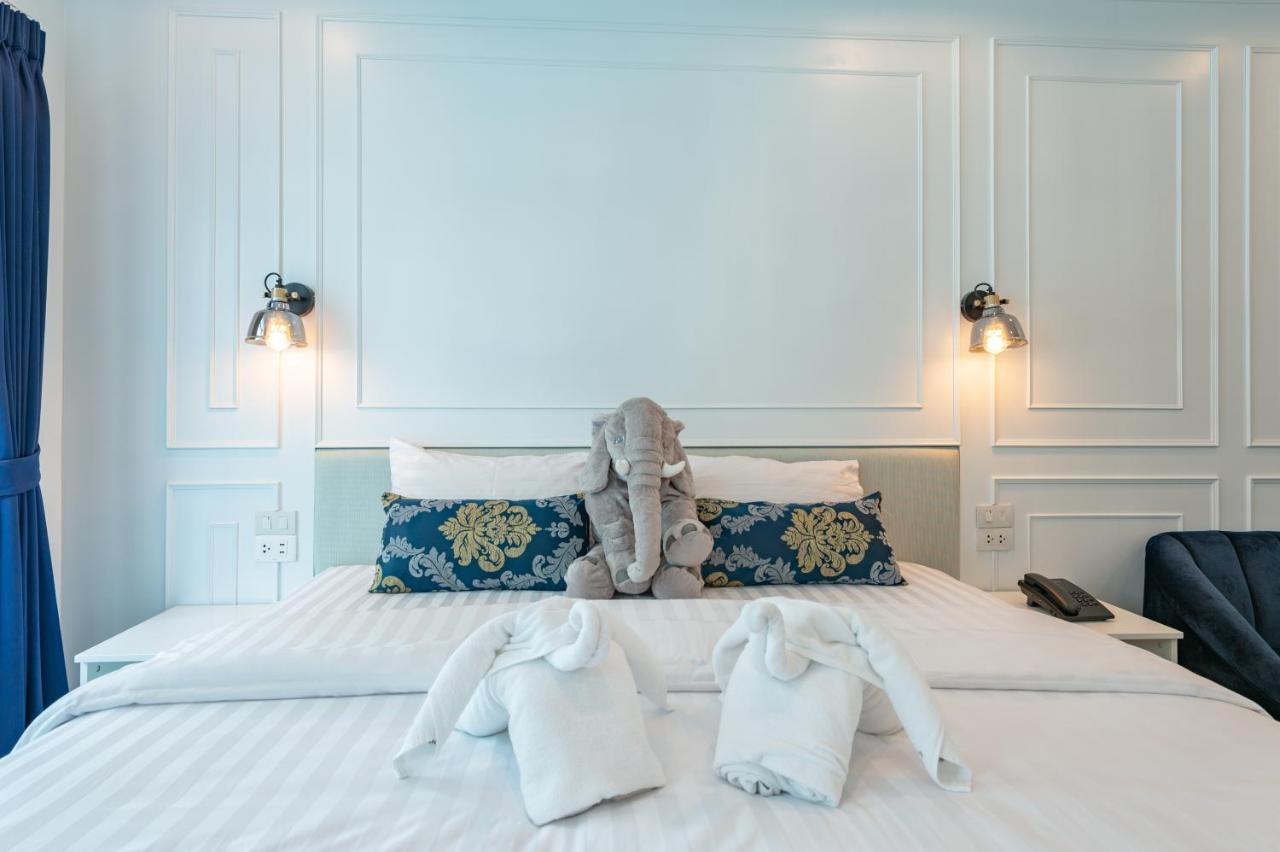 White Ivory Khách sạn 3*