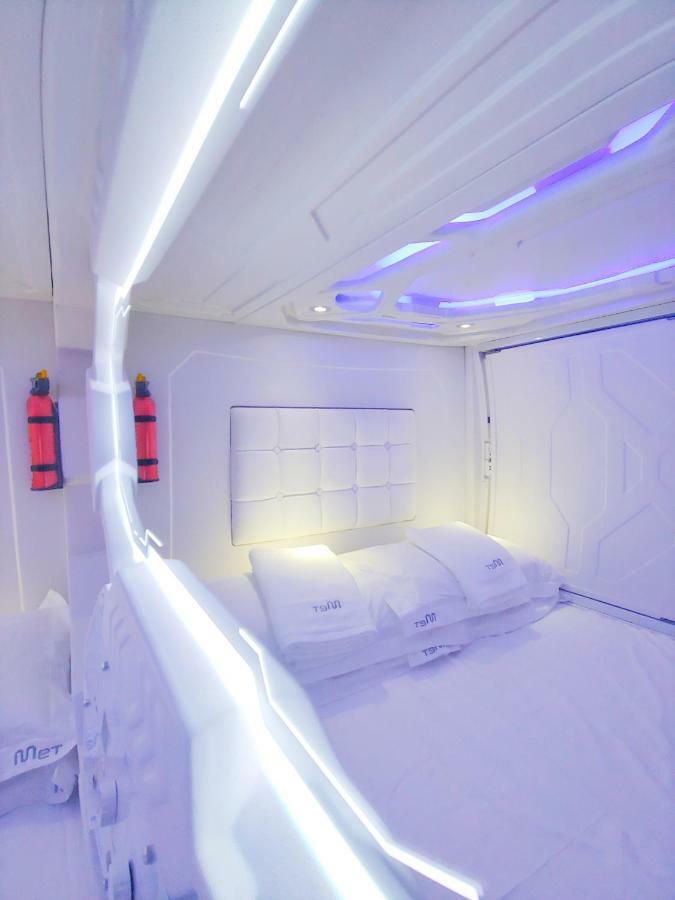 Met A Space Pod @ Asoke Ostello