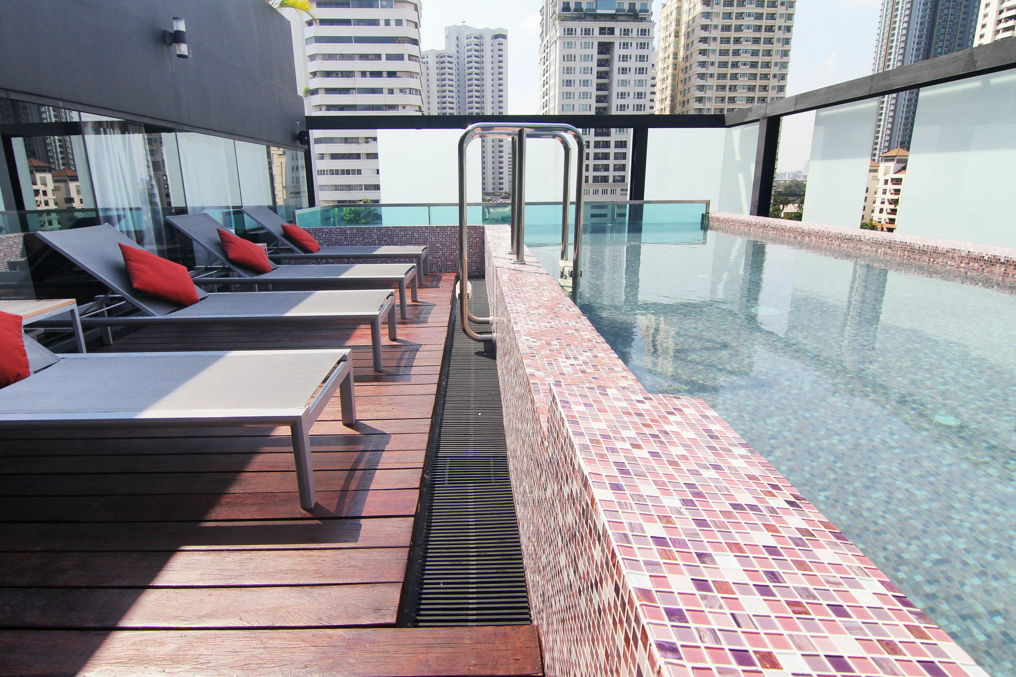 Hotel Aspira Hiptique Sukhumvit 13