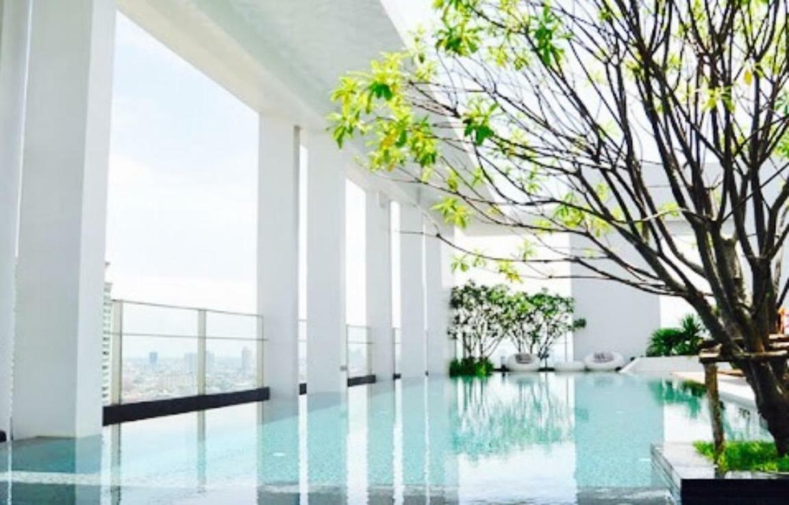 Luxury Near Downtown Bangkok