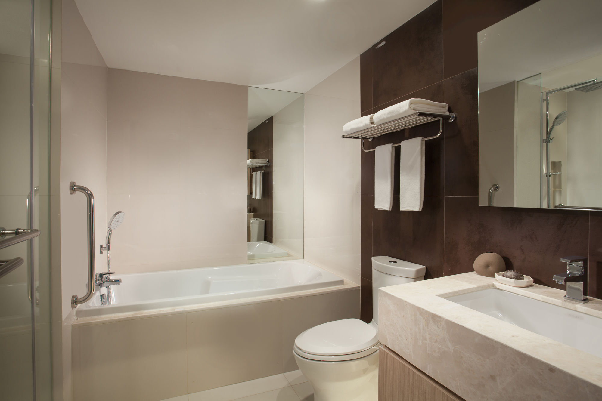 Apartamento Somerset Ekamai *