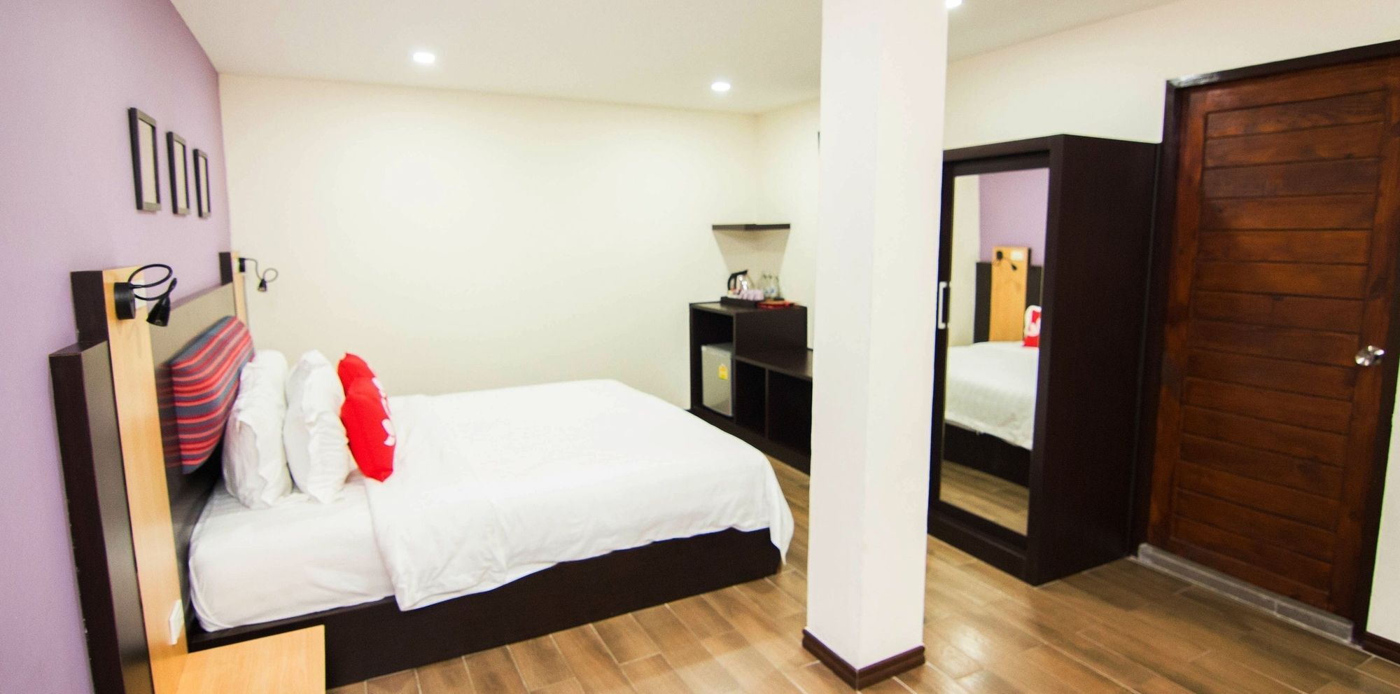 Khách sạn Zen Residency 3*