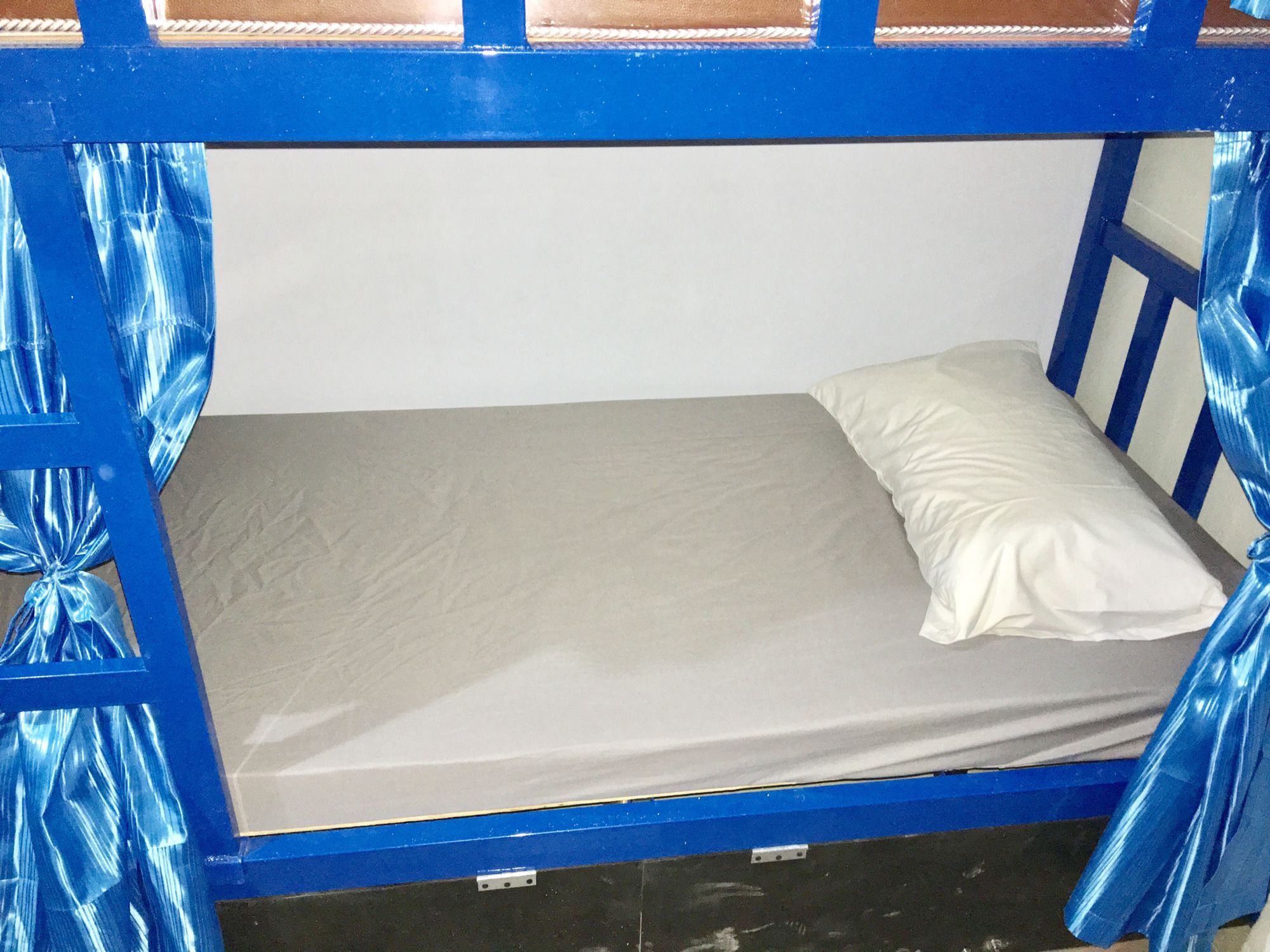 Vr Hostel *