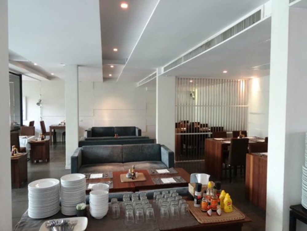 Luxx Langsuan - Sha 4* Bangkok