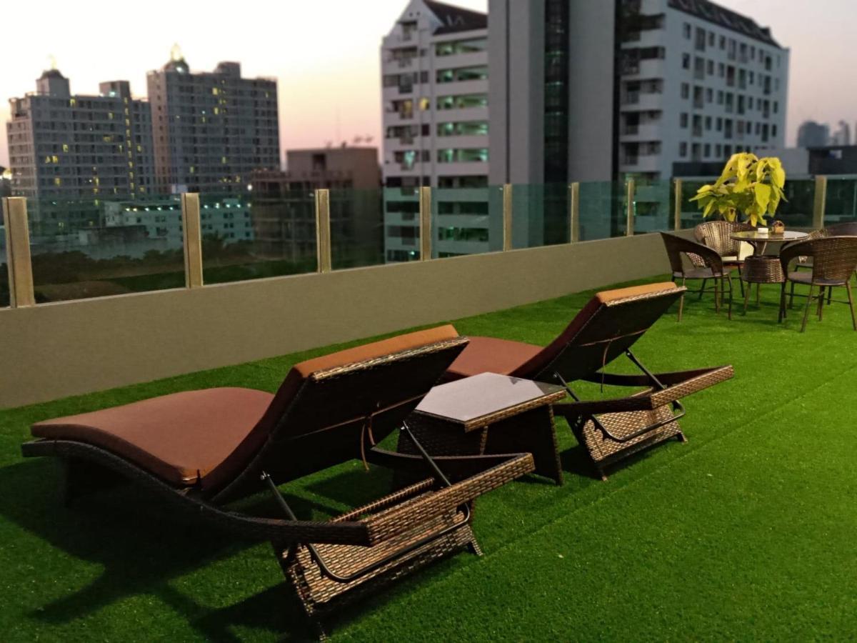 Hotell The Qube Fifty Bangkok