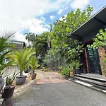 Paragon Inn
