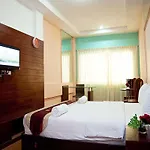 Le Platinum Inn