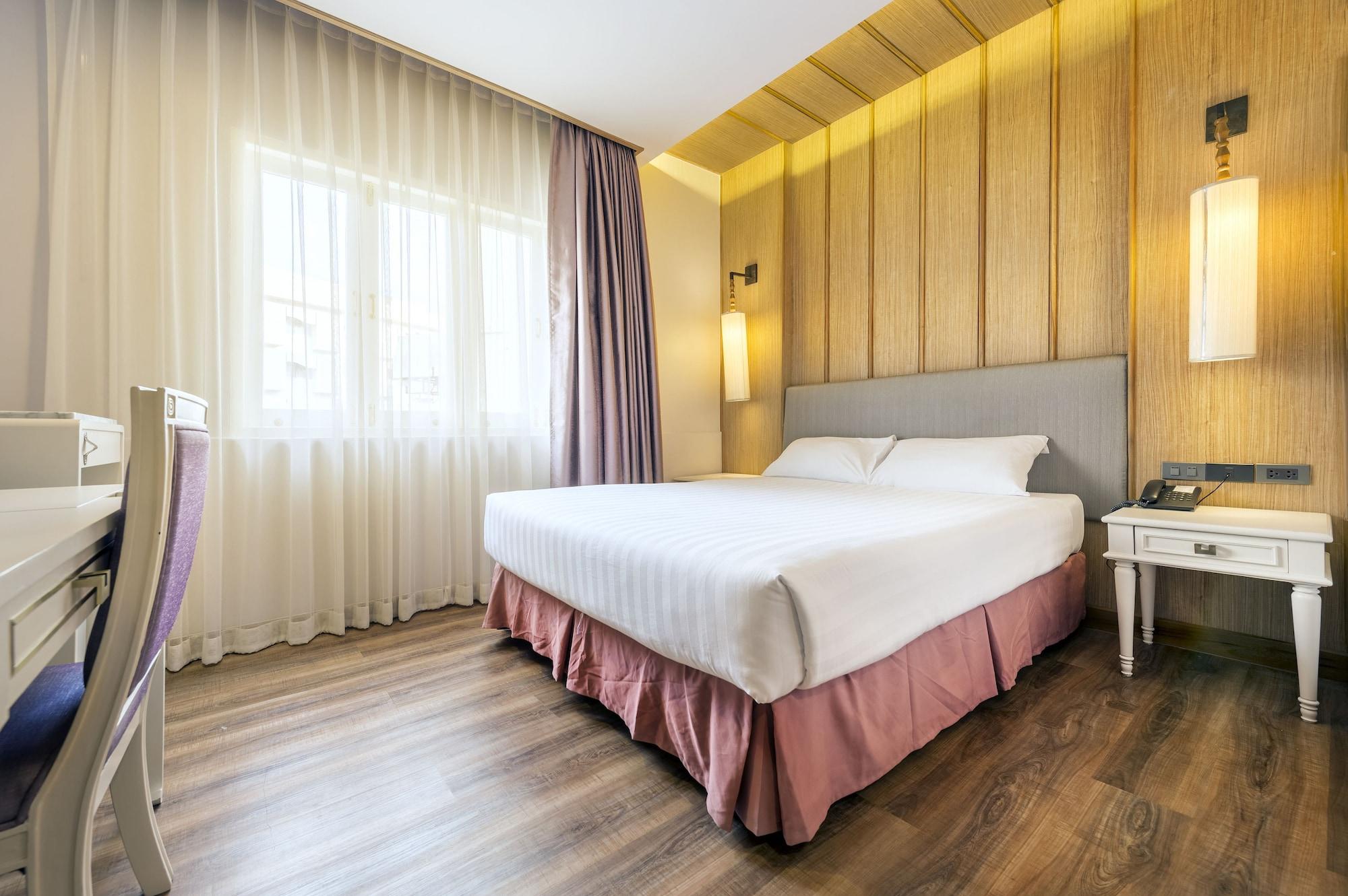 Royal Rattanakosin Sha 4*