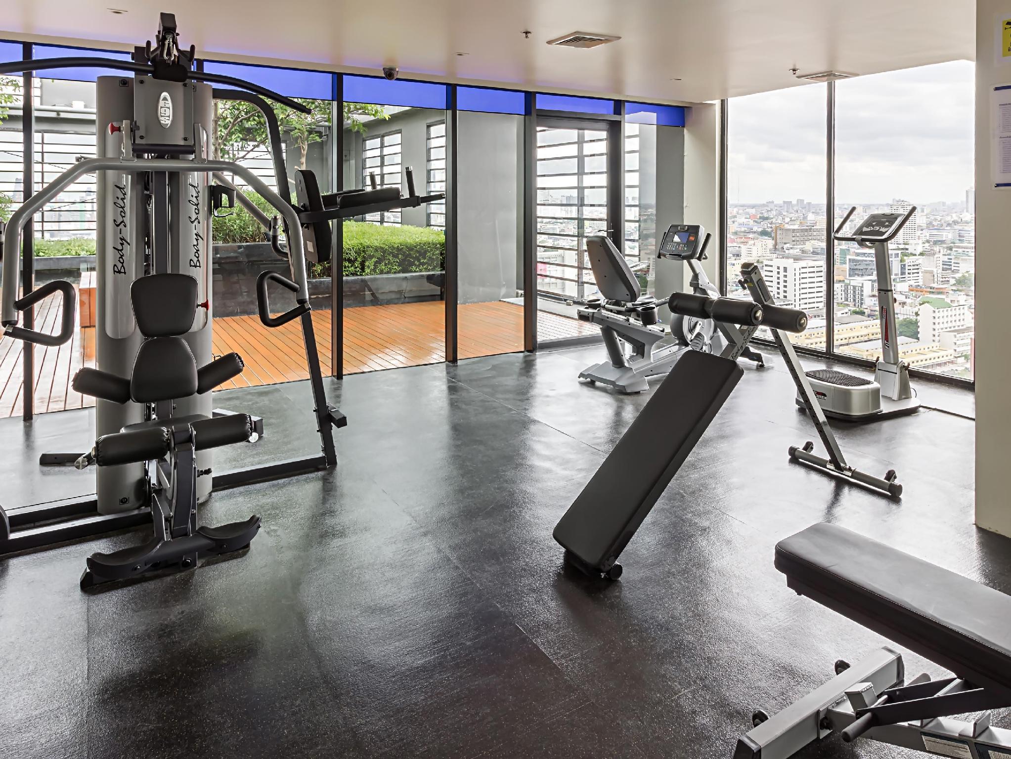 Hotel Express Siam By Ihg 4*