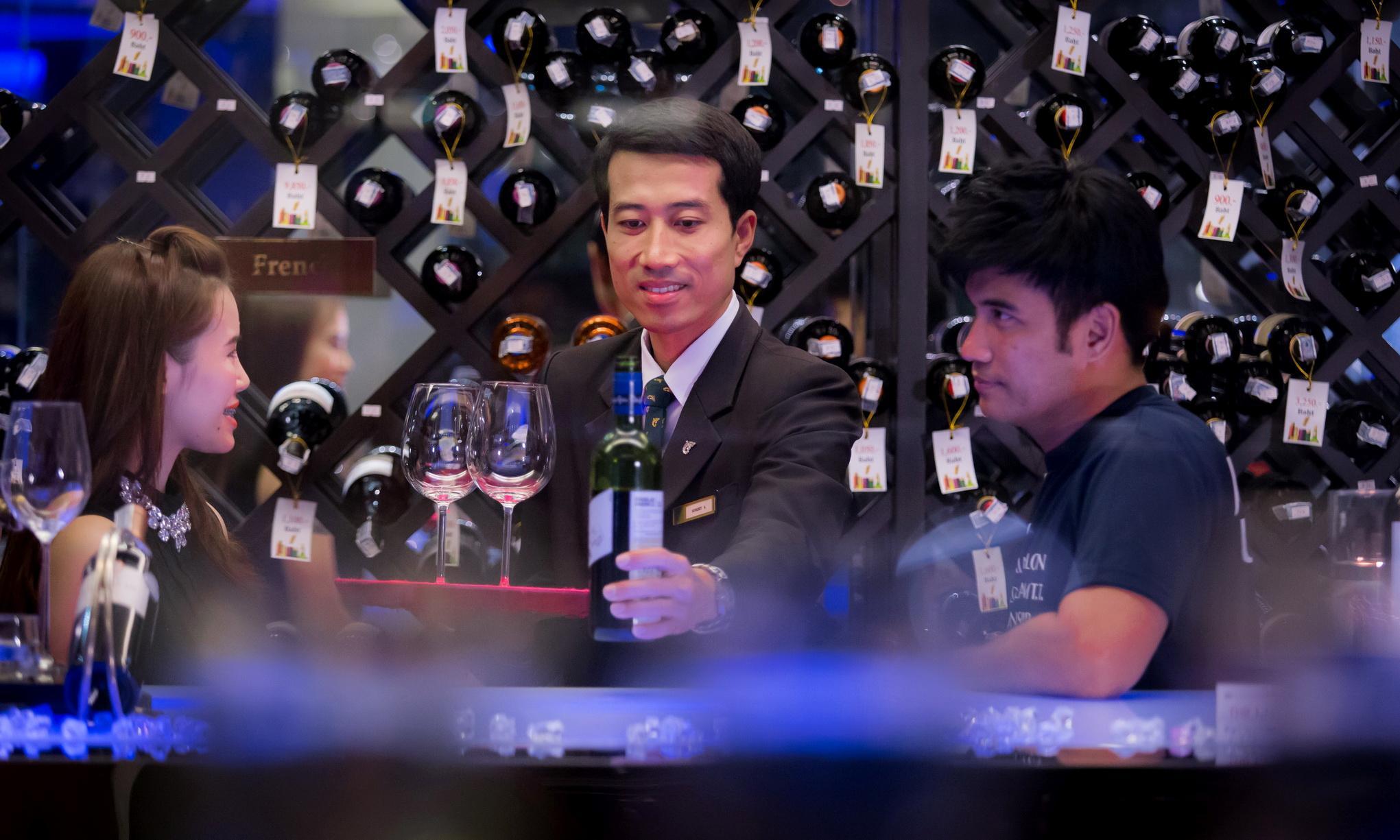 Ramada By Wyndham Chaophya Park Hotell 4*