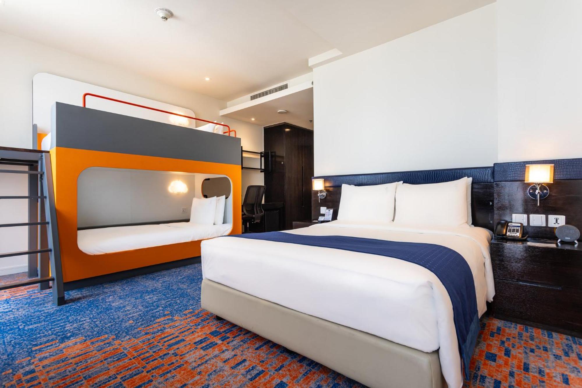 Express Siam By Ihg Hotel 4*