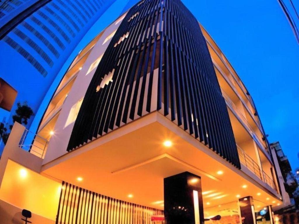 Icheck Sukhumvit 20 3*