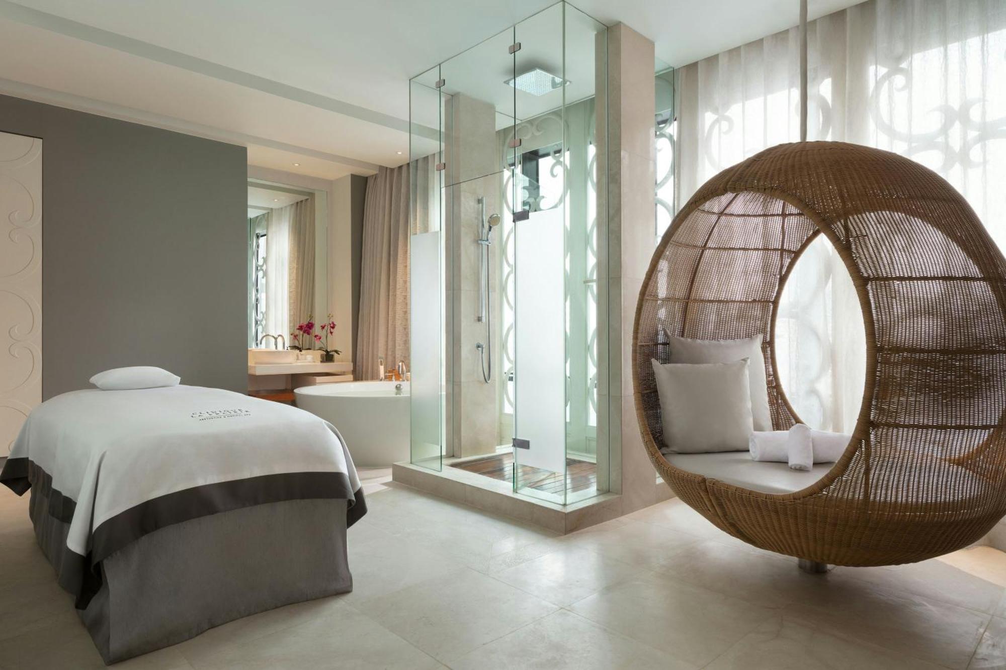 Hotel The St Regis Bangkok- Sha Extra Bangkok