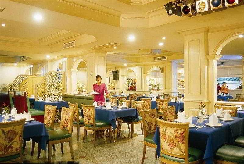 Royal Rattanakosin Sha 4*
