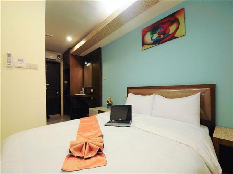 Herberg Royal Express 2*