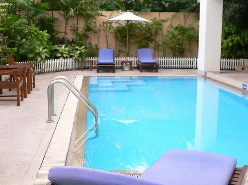 St. Hotell