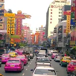 Oyo 781 Newravan Bangkok