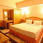 13 Coins Airport Hotel Min Buri