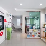 Oyo 1061 Peaberry Place Apartment