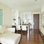 Ariva Ivy Servizio Thonglor