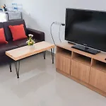 Pearl Place Serviced Apartment Huamak Bangkok