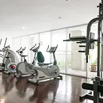 The Glass House Corner Asoke : 1Br /Wifi/Netflix