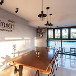 Salinsiri At Lat Krabang