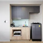 Blossom Condo @ Sathorn Chareonrat