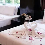 Rest@Ratchada Hotel