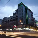Sky Inn 1