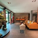 Loft122 Hotel