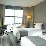 Holiday Inn Bangkok Sukhumvit, an IHG Hotel